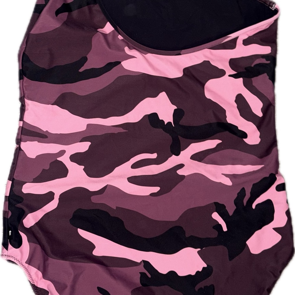 Balenciaga Black/pink one shoulder jersey camo New boutique swimsuit 🩱 - Picture 8 of 16
